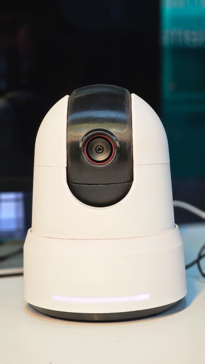 PTZ camera prototype, front view on the bench
